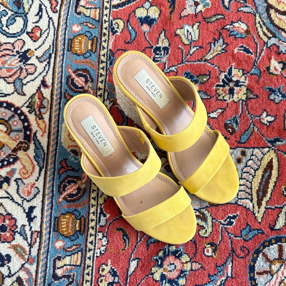 [Madden by Steve Madden] Women's Yellow Block Heels with Rope